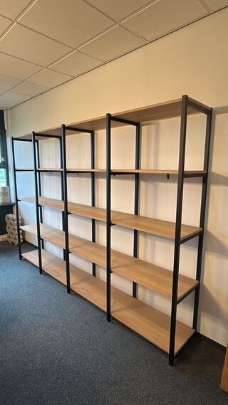 Open stellingkast